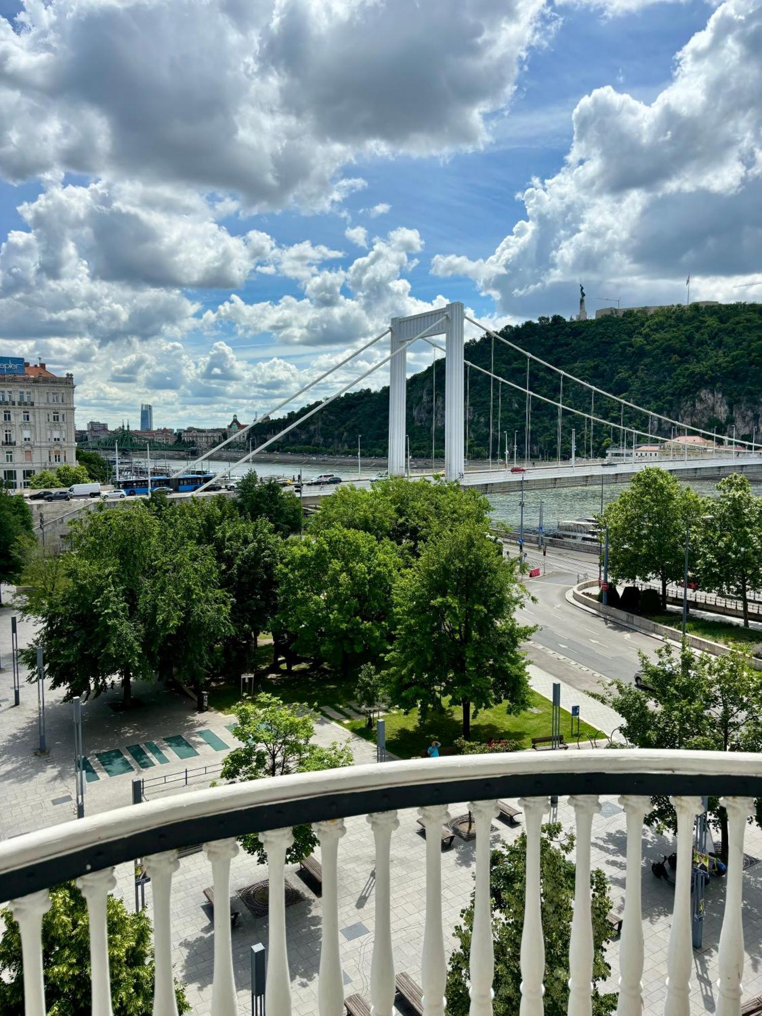 Budapest Riverfront Suite Luaran gambar